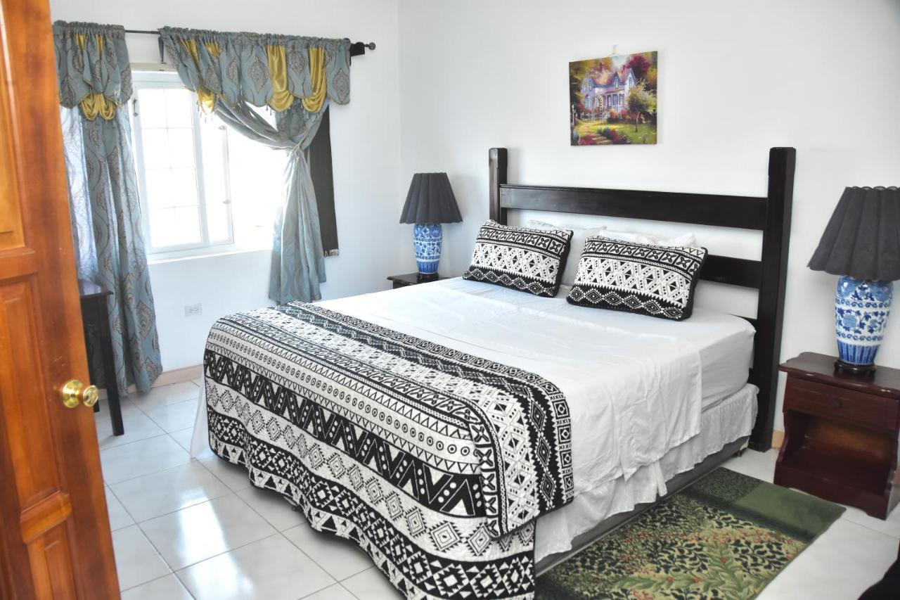 Embassy Deluxe Apartment Kingston Zewnętrze zdjęcie